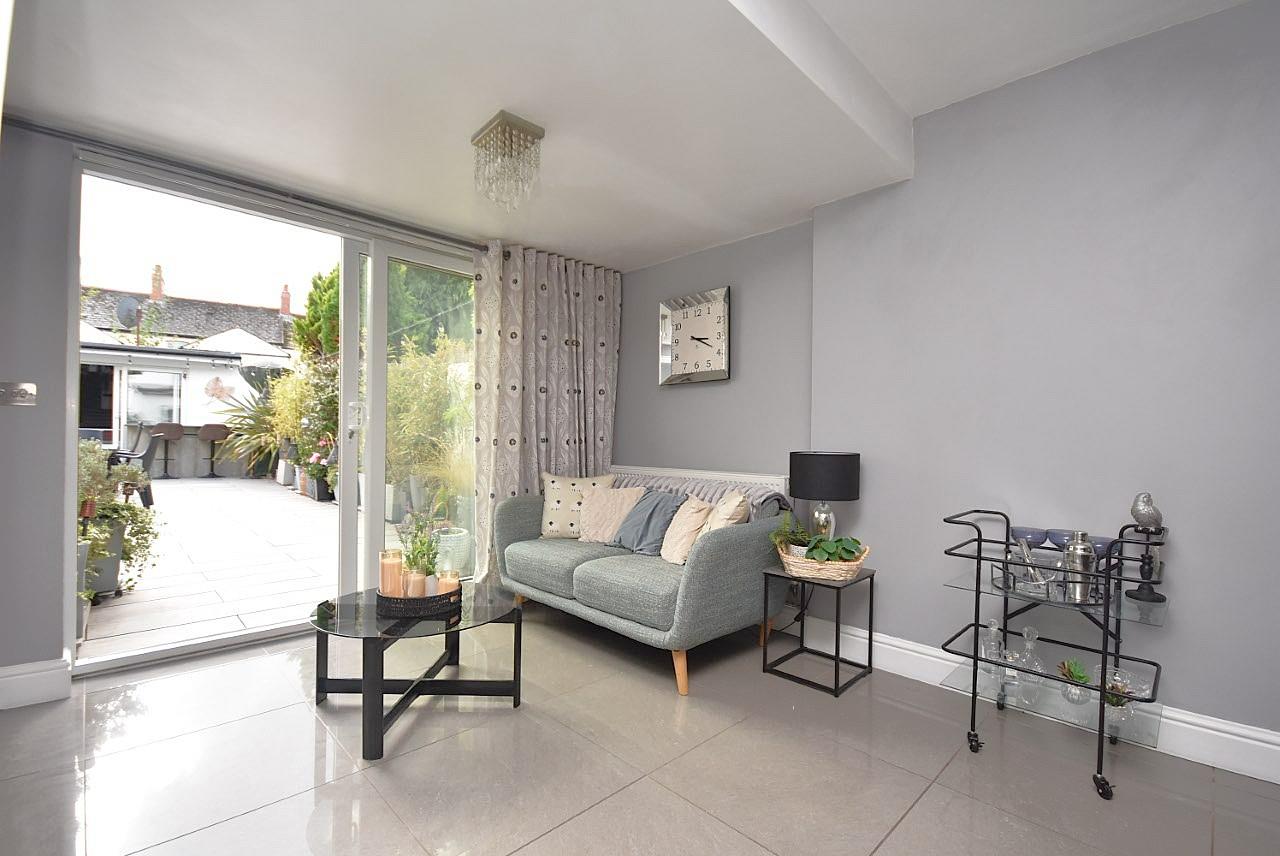 24 Kent Street, Cardiff, CF11 7DL